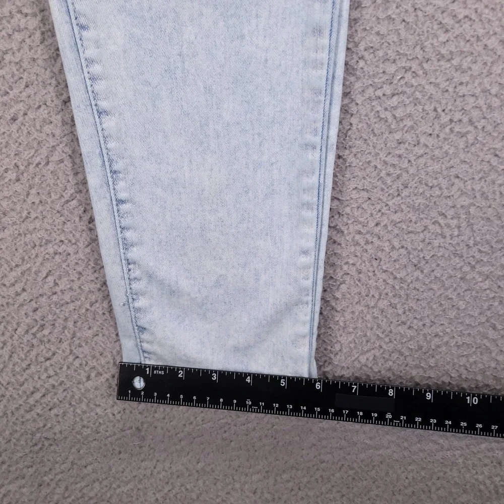 LEVIS 711 Jeans Size 30 Skinny Mid Rise Light Acid Wash Stretch Denim - Picture 13 of 14